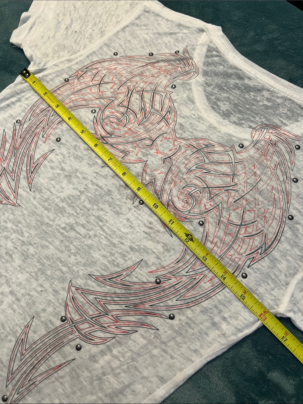 Vintage Sinful x Affliction White Graphic Tee with Maroon Gothic Logo , used ๐ - Picture 5 of 7